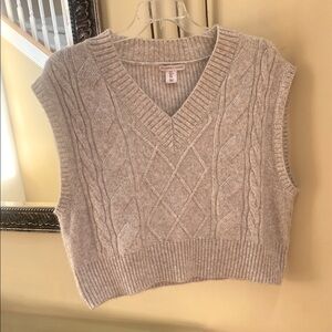 Sincerely Jules womens Large V-Neck Sweater Crop Cable knit sweater vest